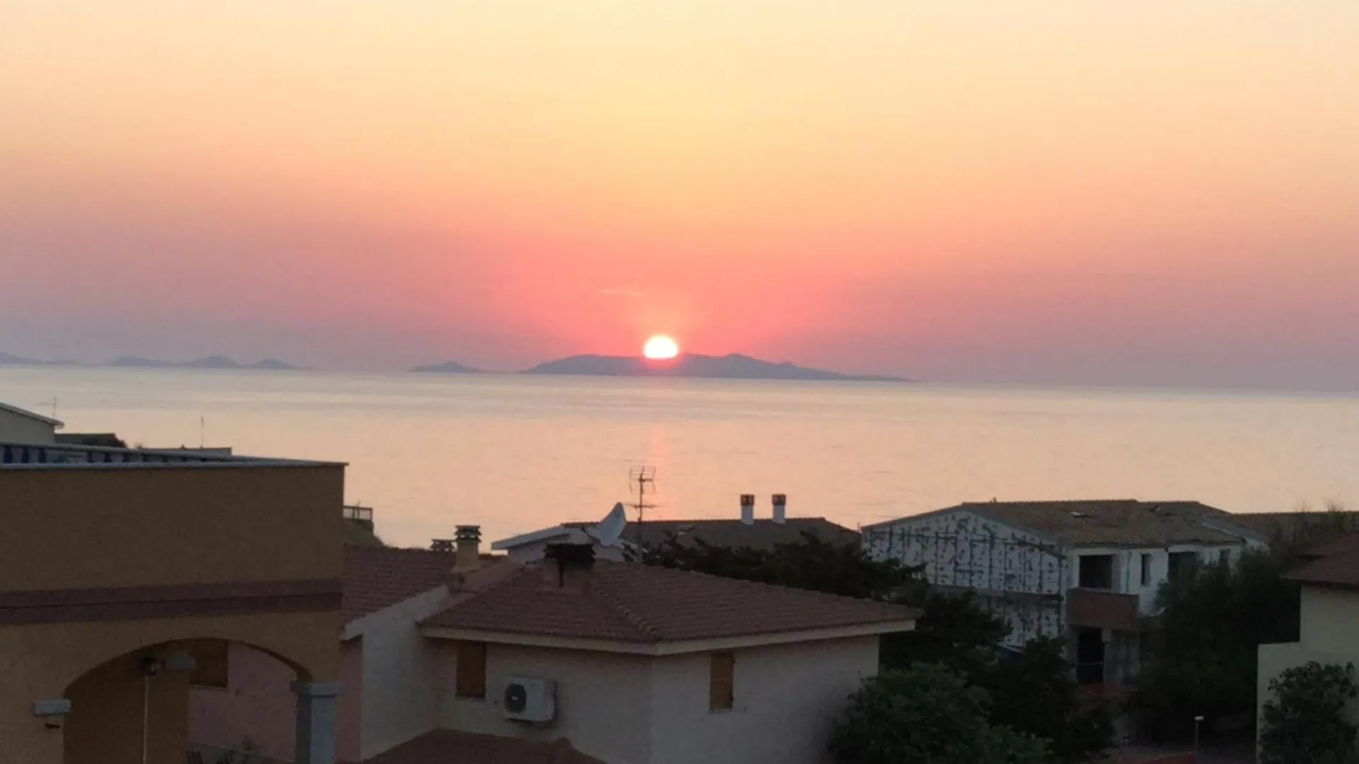Sardegna Del Nord - Bellissima Casa Con Terrazza - Internet Wifi Lejlighed Laerru 0*,