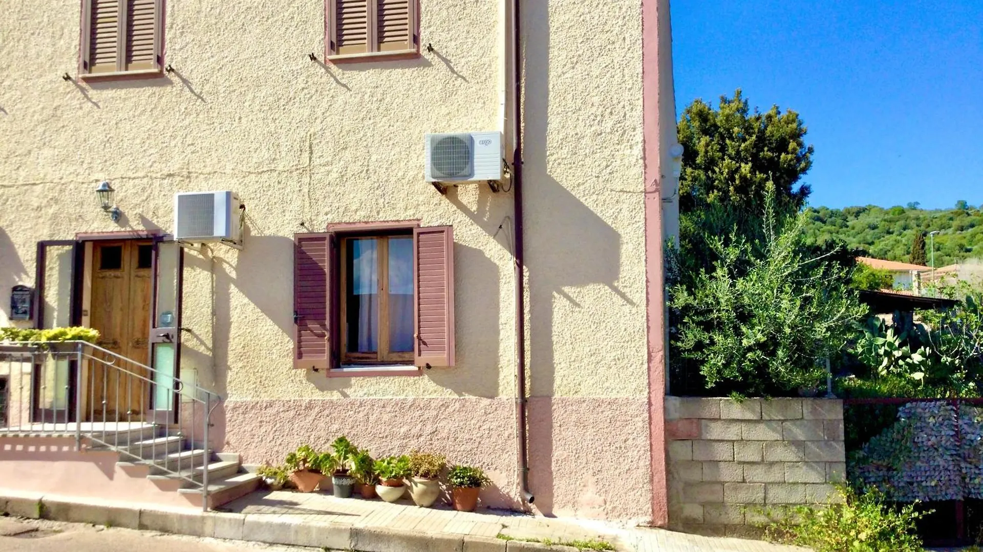 Sardegna Del Nord - Bellissima Casa Con Terrazza - Internet Wifi Lejlighed Laerru